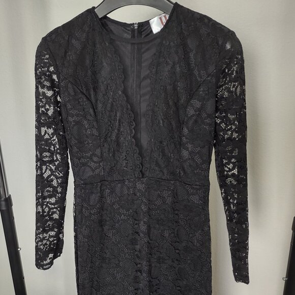 Forever Unique lace party dress - Picture 7 of 9